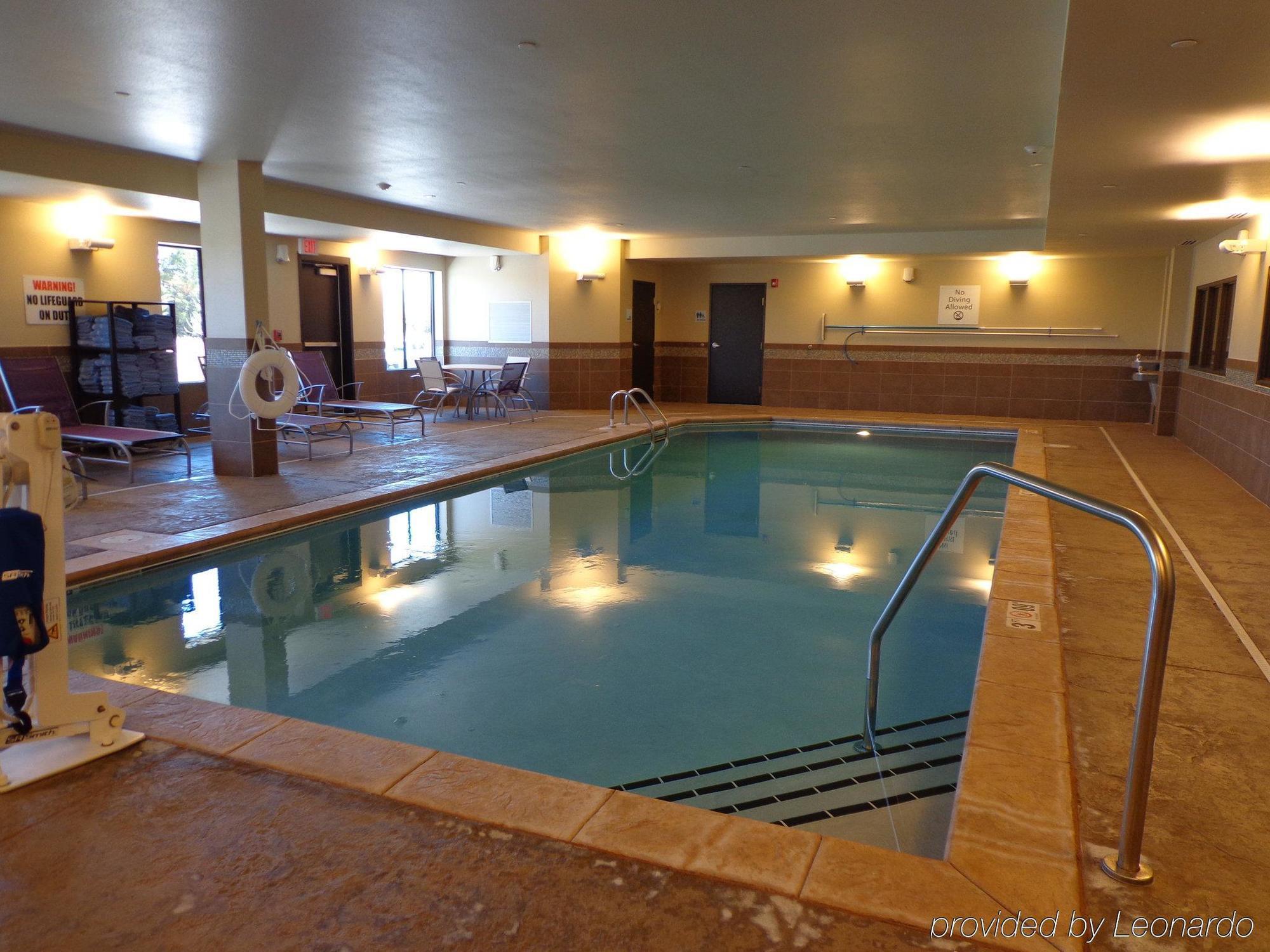 Holiday Inn Express Hotel & Suites Wichita Northeast By Ihg Luaran gambar